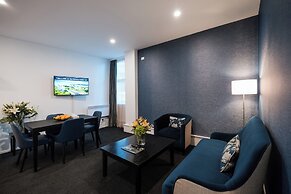 Gilmer Apartment Hotel