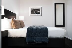 Gilmer Apartment Hotel