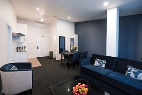 Gilmer Apartment Hotel