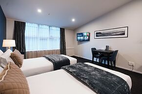 Gilmer Apartment Hotel