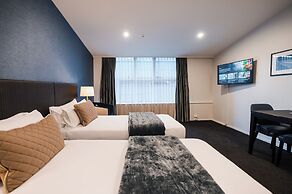 Gilmer Apartment Hotel