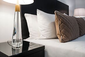 Gilmer Apartment Hotel