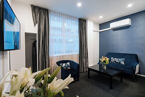 Gilmer Apartment Hotel