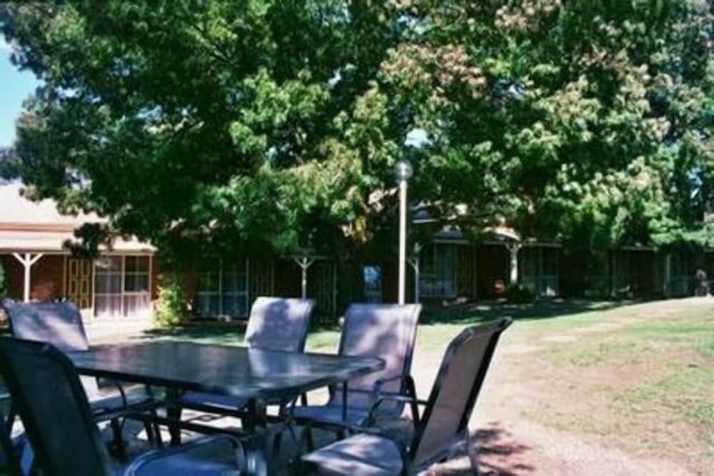 Mansfield Valley Motor Inn