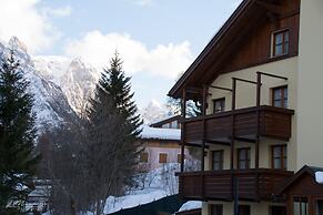 Neve Sole Folgarida Resort Aparthotel