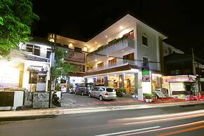 Hotel Karthi