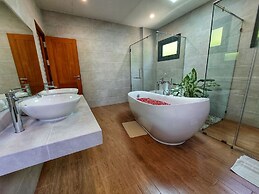 Supalai Scenic Bay Resort And Spa
