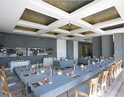 Hotel Riviera & Maximilians