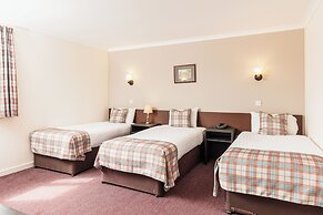 Highlander Hotel