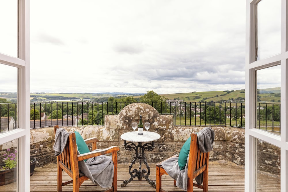 Tulloch Castle Hotel