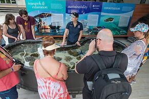 Heron Island Resort