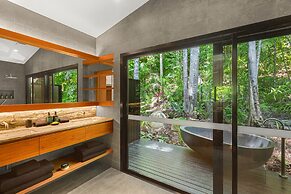 Silky Oaks Lodge, Beckons