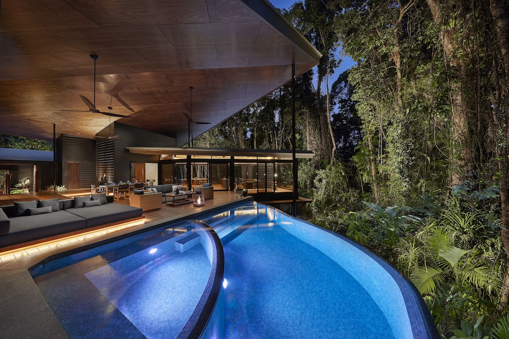 Silky Oaks Lodge, Beckons
