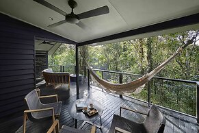 Silky Oaks Lodge, Beckons