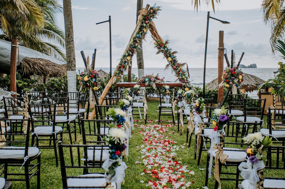 Fontan Ixtapa Beach Resort - All Inclusive