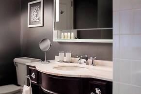 Renaissance Providence Downtown Hotel