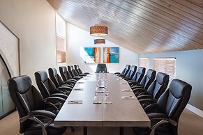 Hotel Cheribourg, an Ascend Collection Hotel
