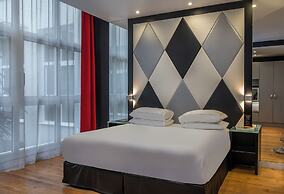 L'Empire Paris
