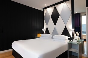 L'Empire Paris