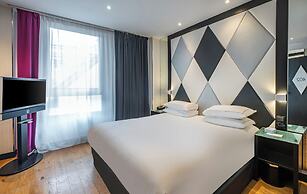 L'Empire Paris