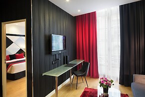 L'Empire Paris
