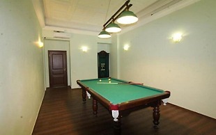 Bristol-Zhiguly Hotel