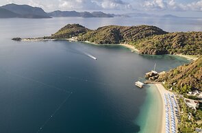 D Maris Bay