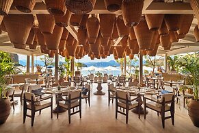 D Maris Bay