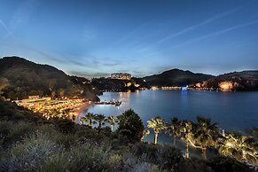 D Maris Bay