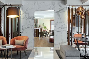 Blazer Suites Hotel