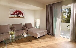Blazer Suites Hotel