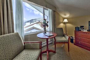 Sun Peaks Lodge