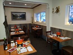 Sun Peaks Lodge