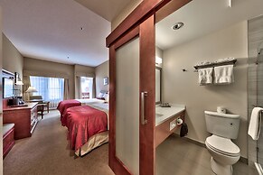 Sun Peaks Lodge