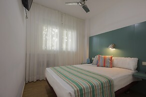 Yomo Hostal BCN Port