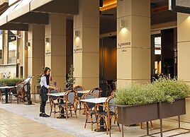 Lozenge Hotel