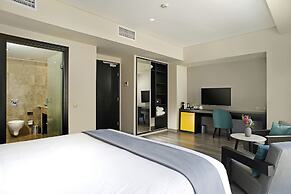 Lozenge Hotel