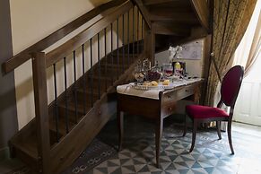 De Curtis Palace