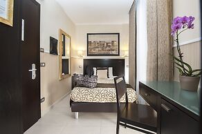 Yes Hotel