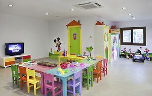 Akka Claros Hotel