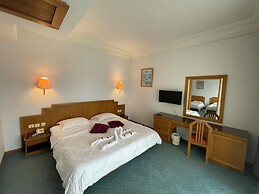 Hotel Marina Palace