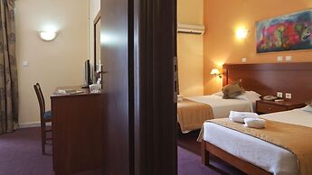 Hotel Triton