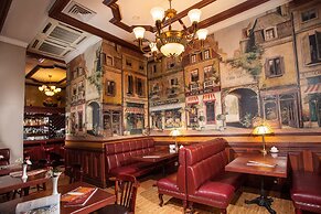London Hotel