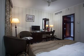 London Hotel