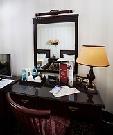 London Hotel