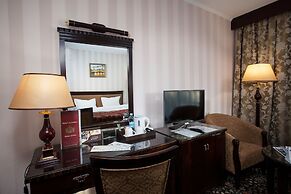 London Hotel