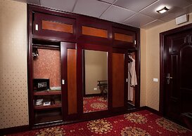 London Hotel