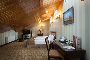 London Hotel