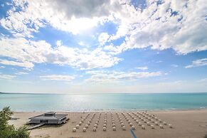 MARITIM Hotel Amelia