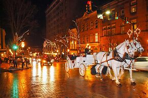 Holiday Inn Express & Suites Allentown West by IHG